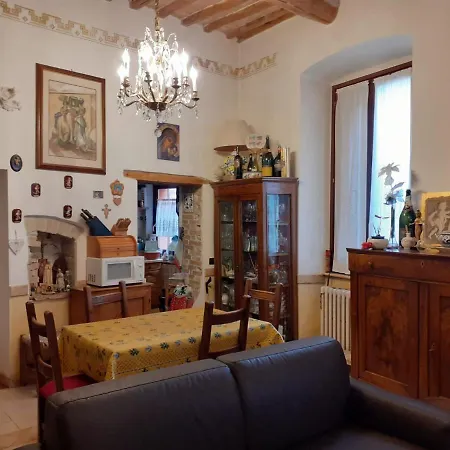 Da Cinzia - Casa Dell'arte In Centro Storico Con Idromassaggio Bed & Breakfast Perugia